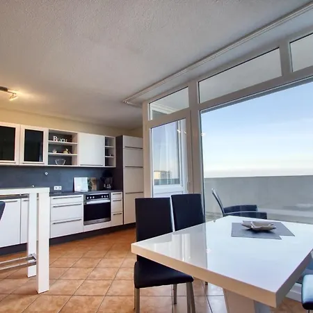 - Haus B, App 0b0310 Apartment *